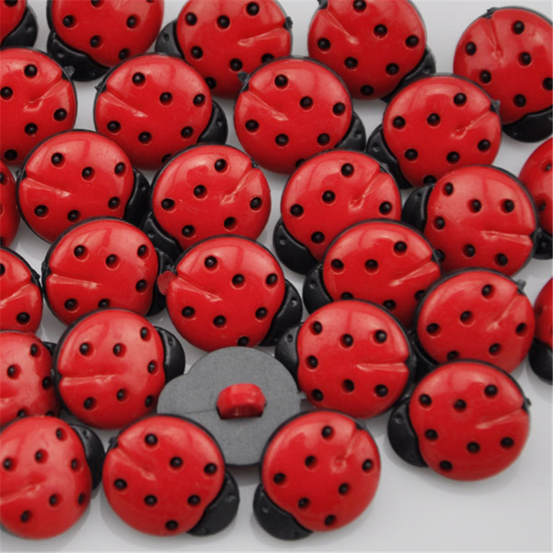 Button Hole Cutter - 50/100 Uds. Coccinella roja DIY apliques