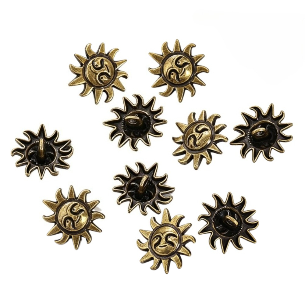 Button Hole Cutter - 10 botones metálicos vintage con diseño