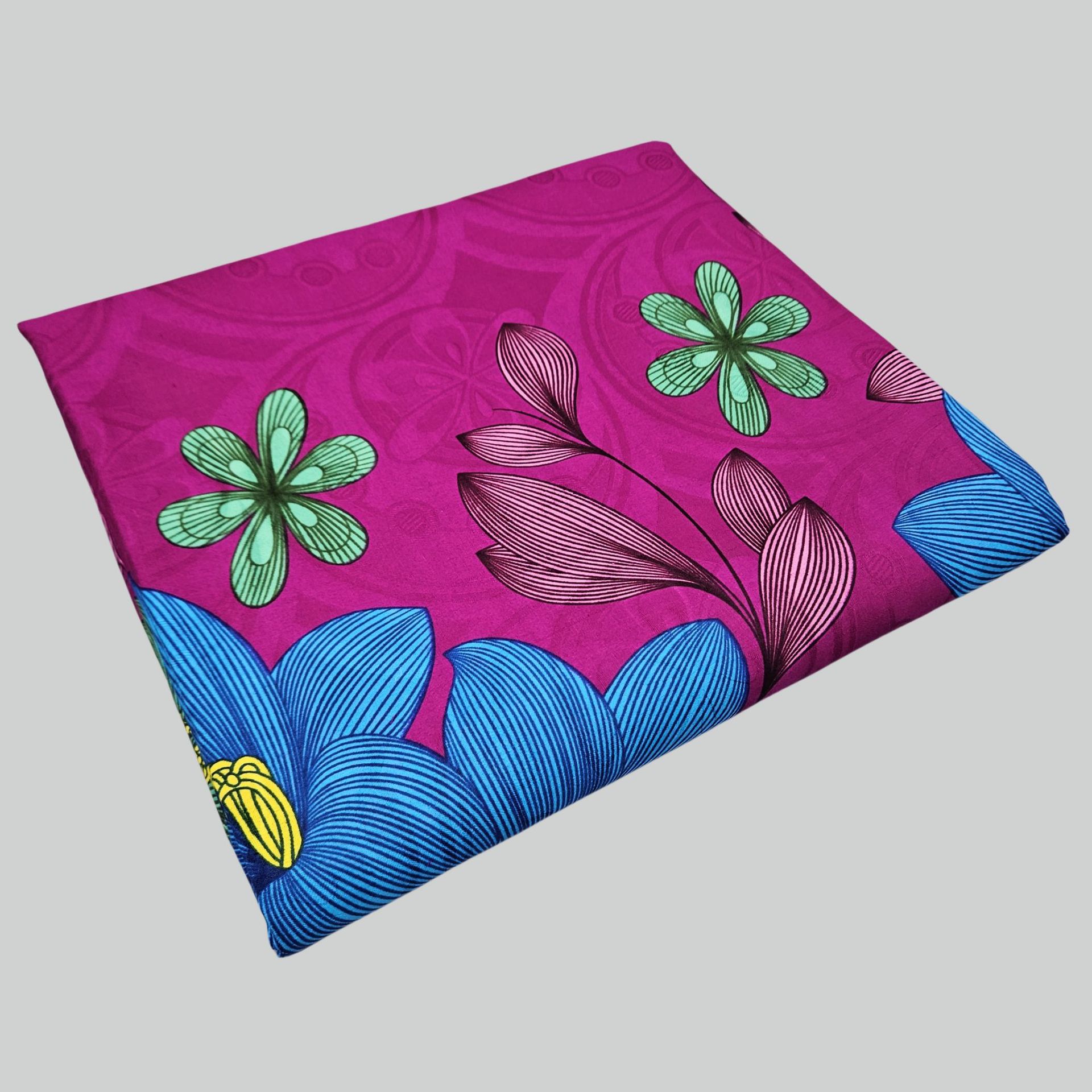 Estampado Floral en tela de ce - Sewing Batik reseña y precio